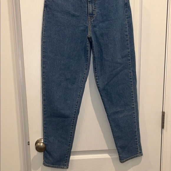 Levi's Women's Premium High Loose Taper Jeans, Size 27 x 27 - Picture 7 of 13
